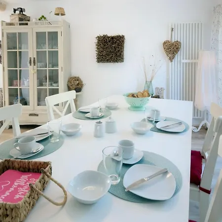 펜션 Polly By Interhome 돌눔